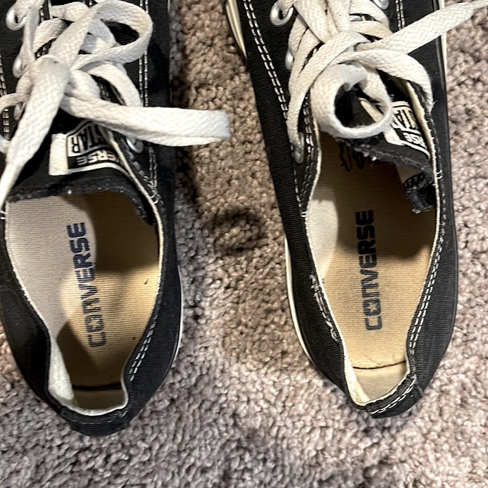 Converse - Picture 2 of 4